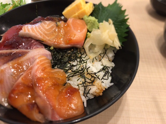 神谷町 ベジフィッシュ 海鮮丼