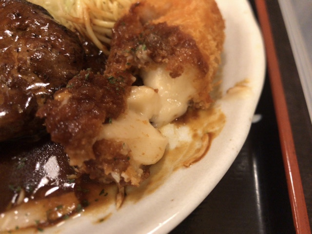 虎ノ門ヒルズ駅 東京厨房でハンバーグ＆カニクリームコロッケランチのレポ！